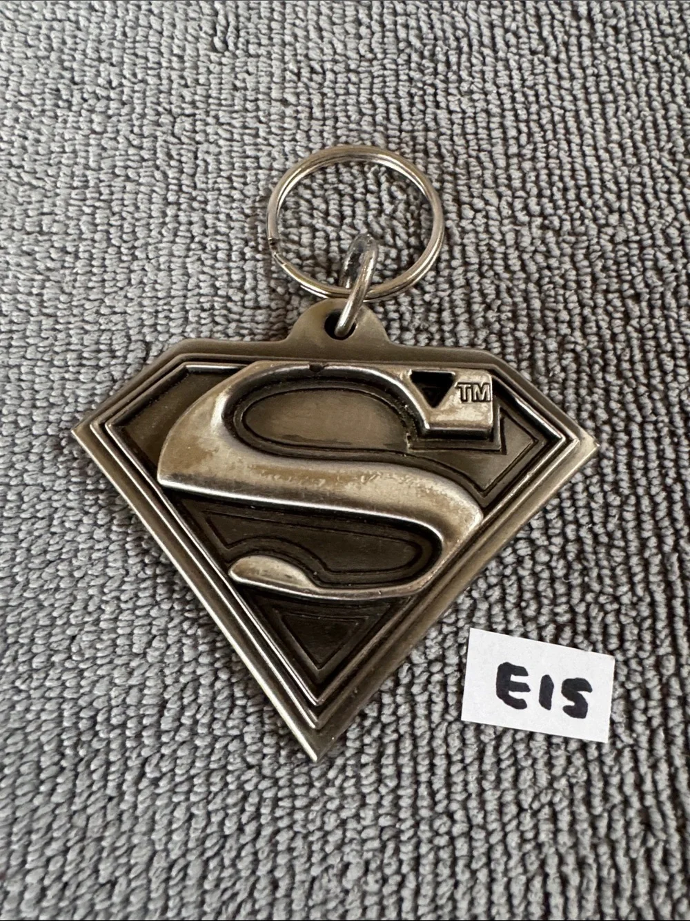 DC Comics Superman Shield Classic Logo  Pewter Metal Key Chain
